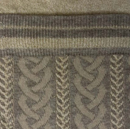 Cable knit style fashion ankle socks swatch in shades of beige with a sparkly gold lamé striped cuff with ruched edge.