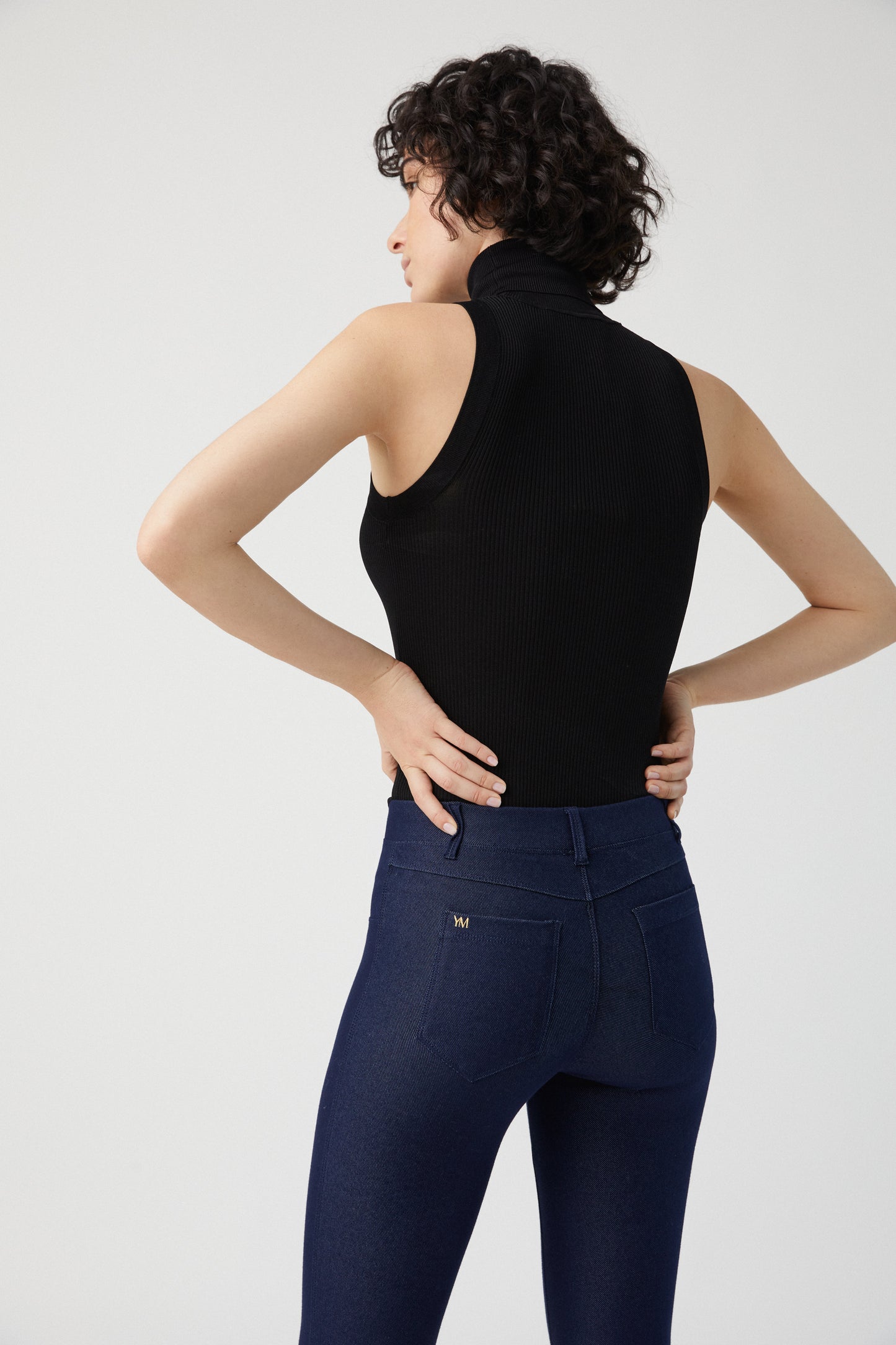 Ysabel Mora 70262 Leggings - Dark denim blue soft, stretchy and super comfy mid rise jean leggings (jeggings) with rear pockets, belt loops, and faux front pockets and fly stitching.