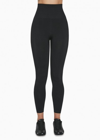 BasBlack Challenge Leggings - Black seamless sports leggings with different textured panelling to shape the legs and bum, extra deep elasticated waistband and gusset with flat seams.