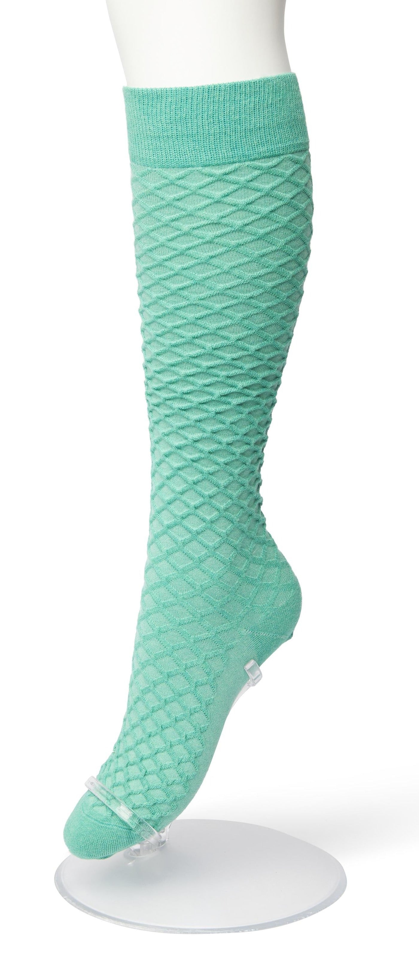 Bonnie Doon BP211506 Cable Knee-highs - Mint Green (malachite) soft and warm knitted knee-high socks with a criss-cross diamond textured pattern