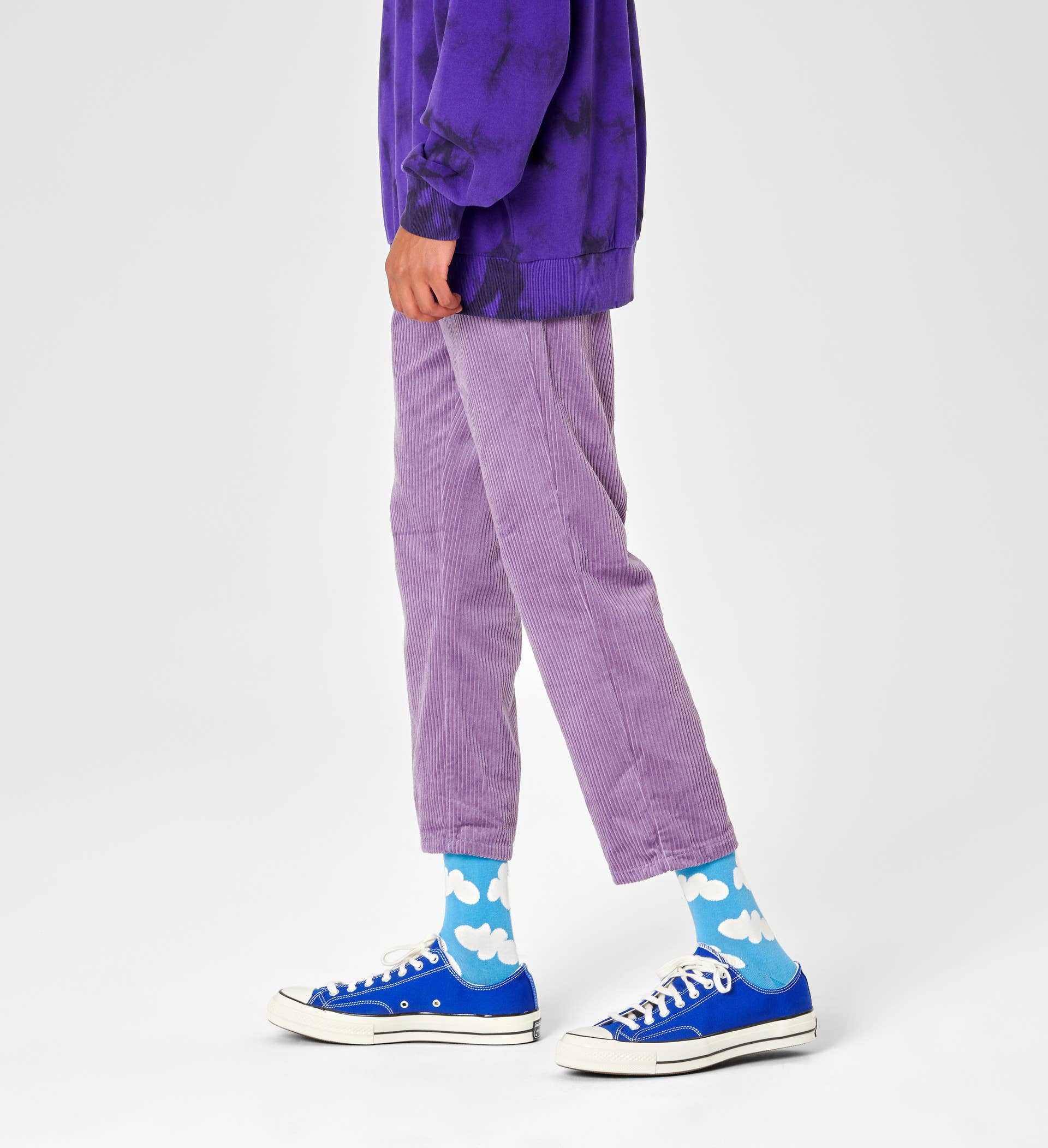 Happy Sock CLO01-6700 Cloudy Sock - Sky blue cotton crew length ankle socks with off white fluffy cumulus clouds pattern. Available in men and women's sizes.