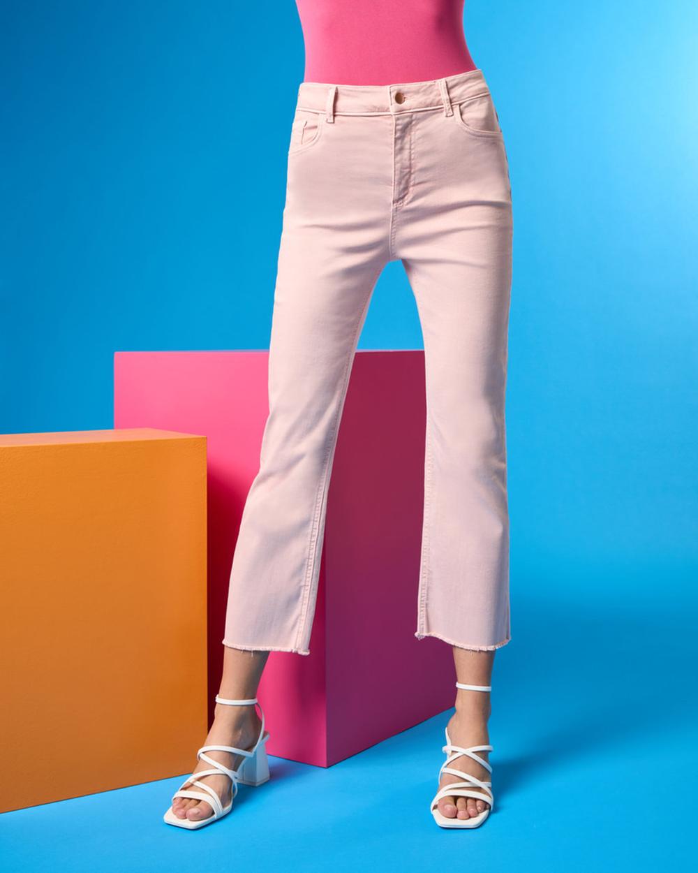 SiSi Cool Jeans Leggings - Summer weight stretch cropped jean leggings (jeggings) with a cut-off fringe edged cuff, zip fly, button closure, front and rear pockets.