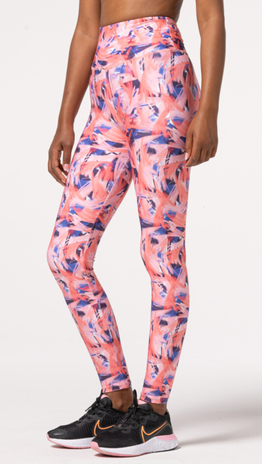 Carpatree Impression Print Leggings - High waisted white sports leggings with an abstract brush stroke style printed pattern in shades of pink, blue and lilac. Made of breathable quick drying thermoactive fabric these leggings have flat seams are soft and stretchy allowing you to train effectively and comfortably.