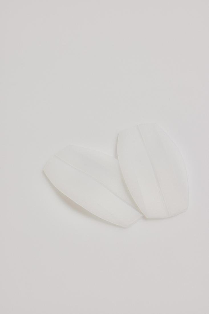 Ysabel Mora 10108 Bra Shoulder Pad - Clear silicone shoulder pad protectors to help relieve bra straps that dig/cut into the shoulder allowing you to wear your bra in comfort.