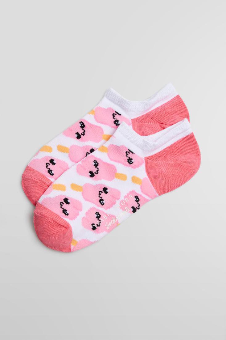 Ysabel Mora 12866 Freaky Foot Popsicle Liners - White low ankle sneaker socks with a pink foot shaped popsicle pattern with smiley faces and darker pink toe and heel.