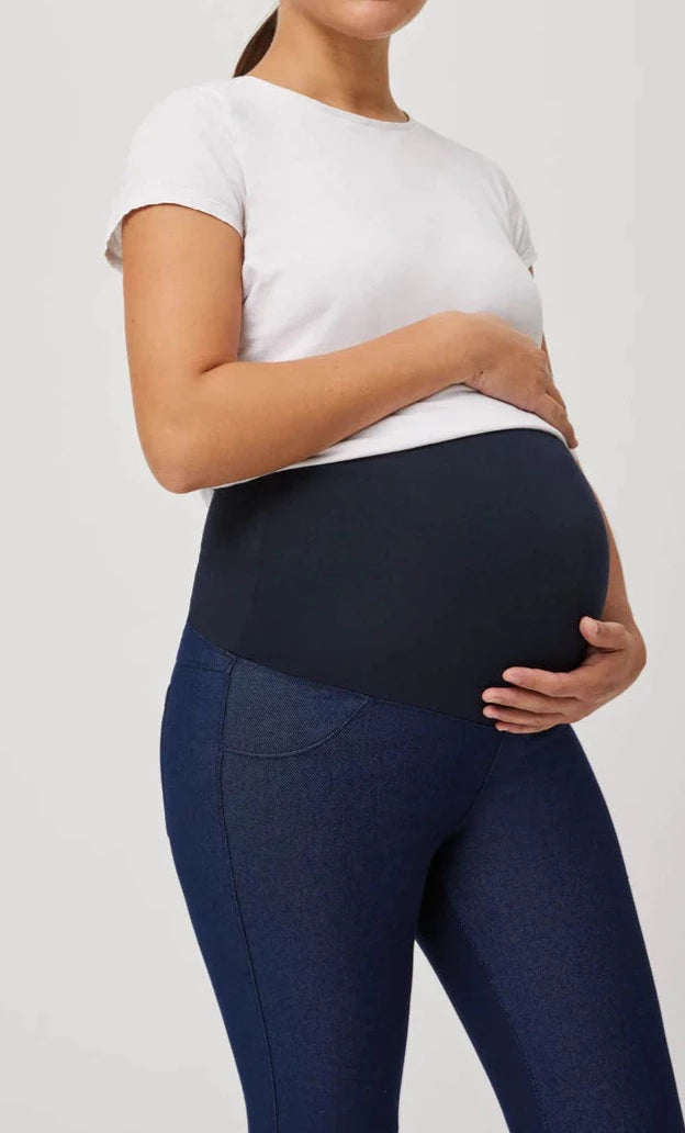 Ysabel Mora 70177 Maternity Jeggings - Dark denim stretch cotton maternity jean leggings (jeggings) with an extra wide elasticated waistband for a perfect fit on the tummy throughout pregnancy, faux front pocket stitching and rear back pockets.