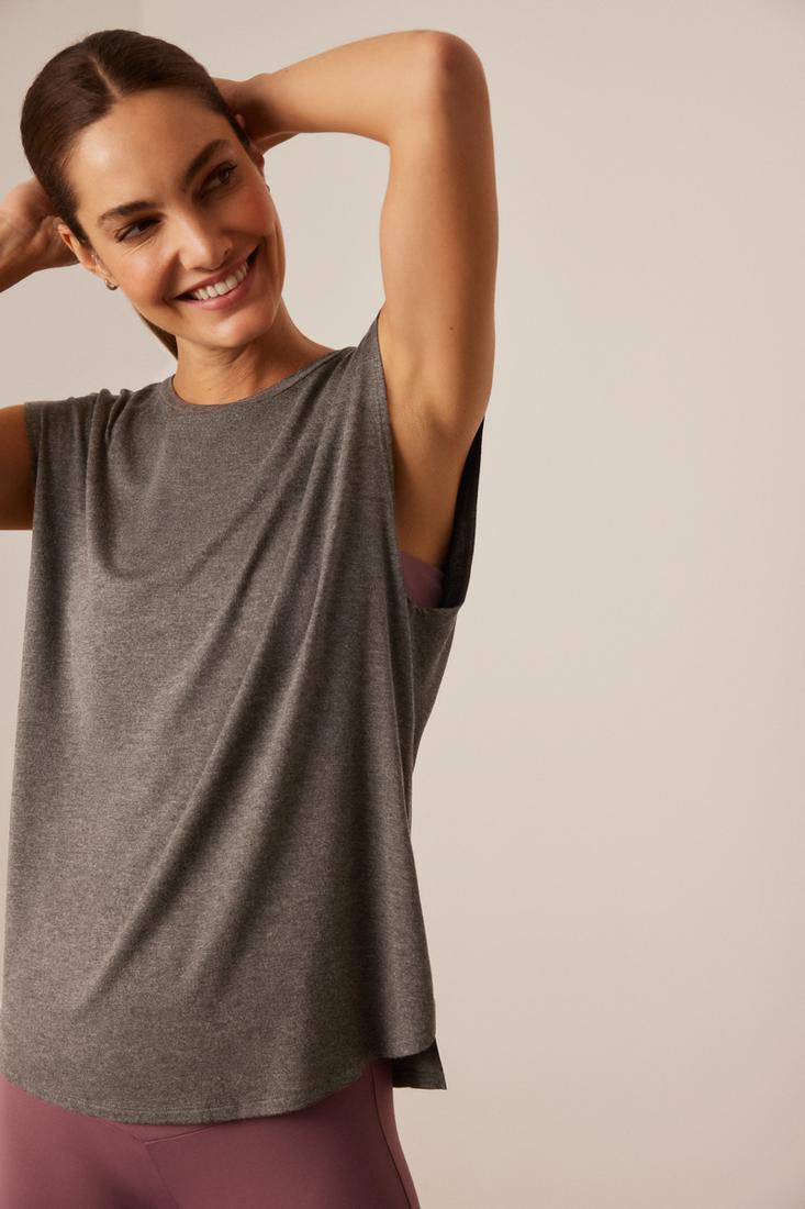 Ysabel Mora 70805 Sports Shirt - Light and airy grey fleck sleeveless sports t-shirt top made of breathable elasticated fabric allowing total freedom of movement.