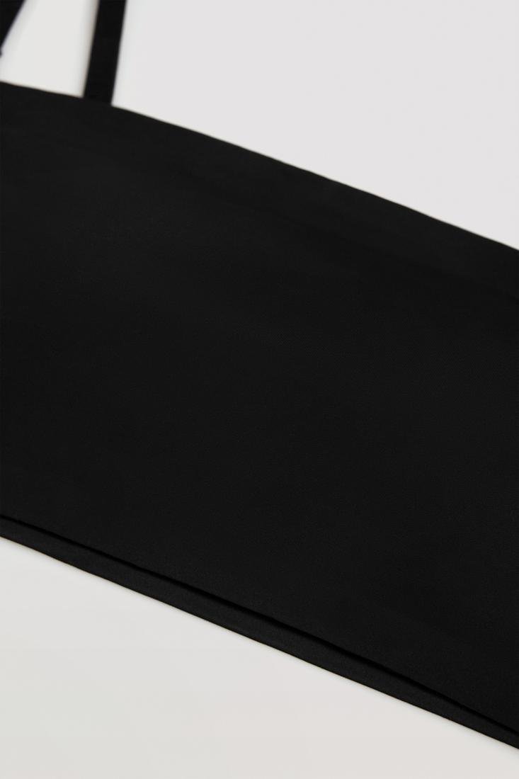 Ysabel Mora 10110 Bandeau Top - Plain black flat seamed bandeau tube top with removable pads and removable adjustable straps.