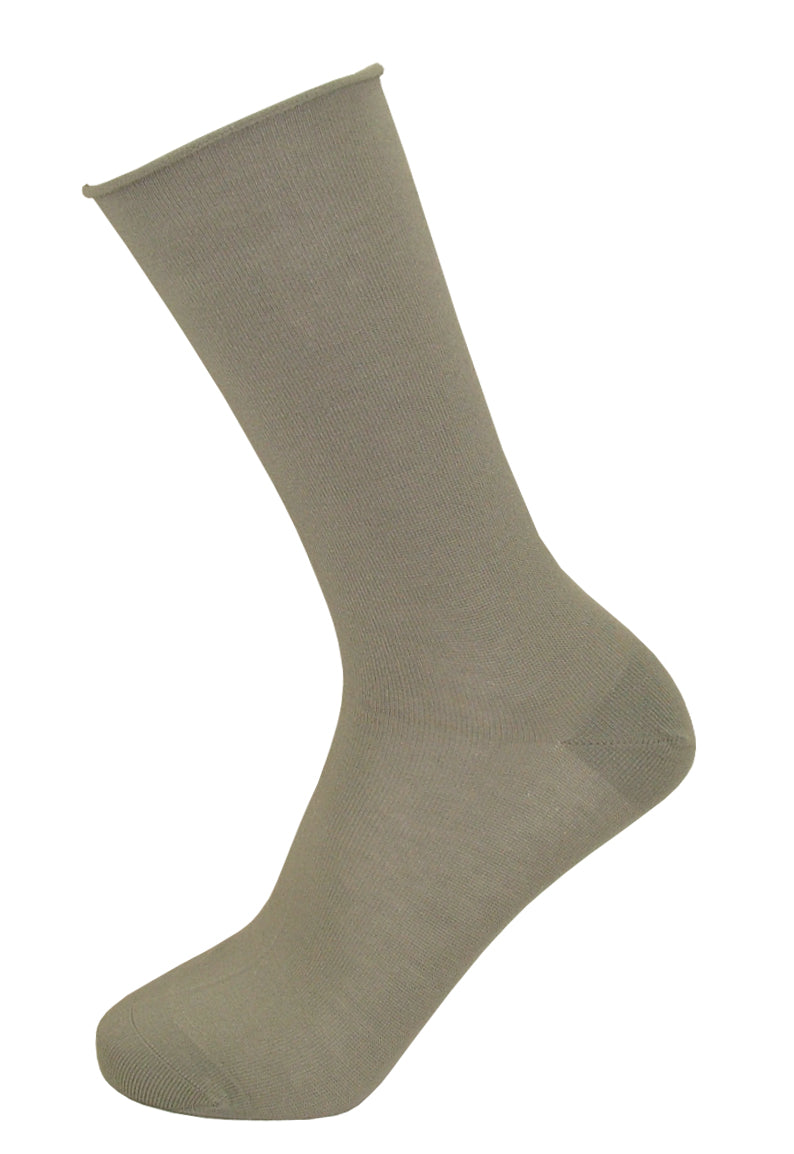 Ysabel Mora - 12345 Bambu - light grey no cuff bamboo ankle socks, breathable and cool in the Summer, warm in the Winter