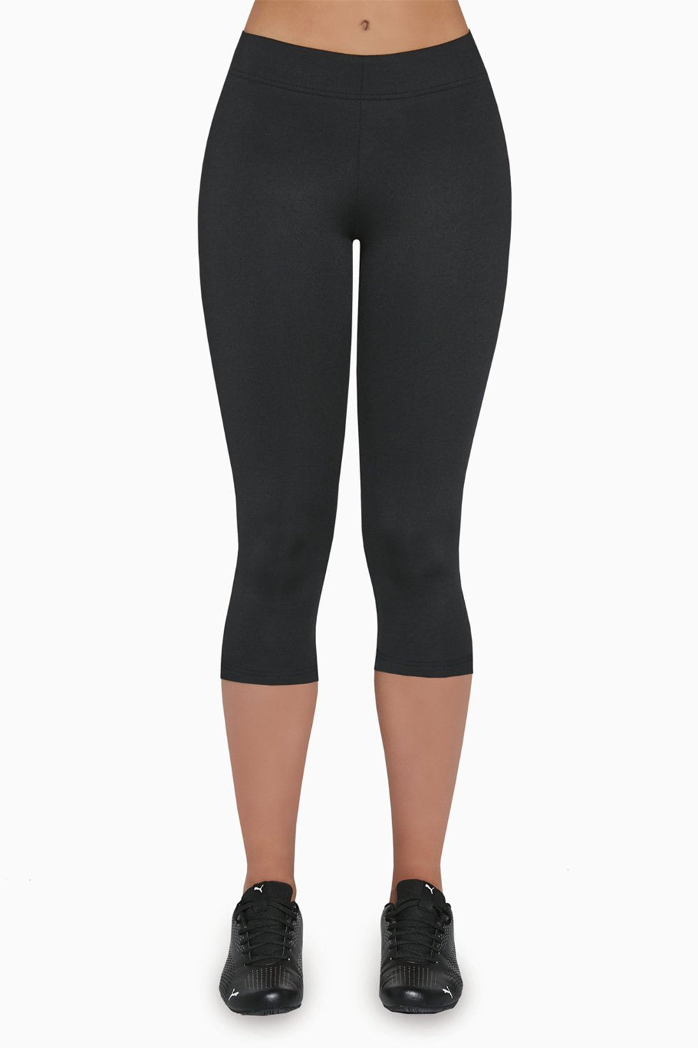 BasBlack Riley 70 - Plain black anti-cellulite capri length sports leggings.