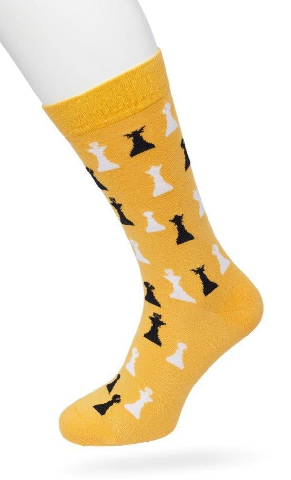 Bonnie Doon Chess Socks - Light yellow cotton crew length ankle socks with chess pieces pattern in white and black, shaped heel and flat toe seams.