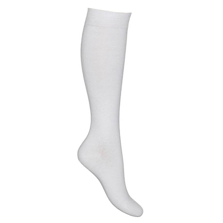 Ysabel Mora - 02815 white knee-high cotton socks, perfect for older school kids