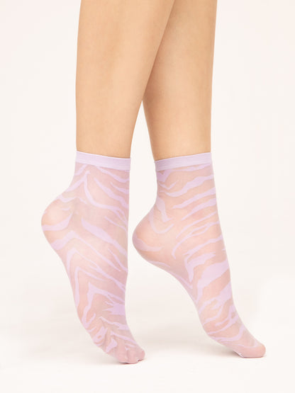 Fiore Steppe Socks - Sheer lilac fashion ankle socks with a woven zebra style pattern and plain thin cuff.