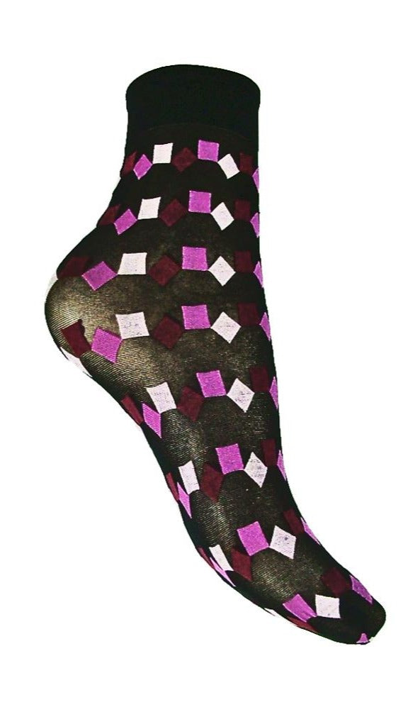 Omsa 3019 Ginger Calzino - Sheer black fashion ankle sock with a square and diamond pattern in shades of pink.