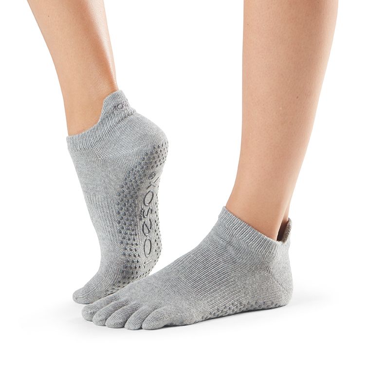 ToeSox Low Rise Full toe - light grey toe socks with gripper sole, perfect for pilates and yoga