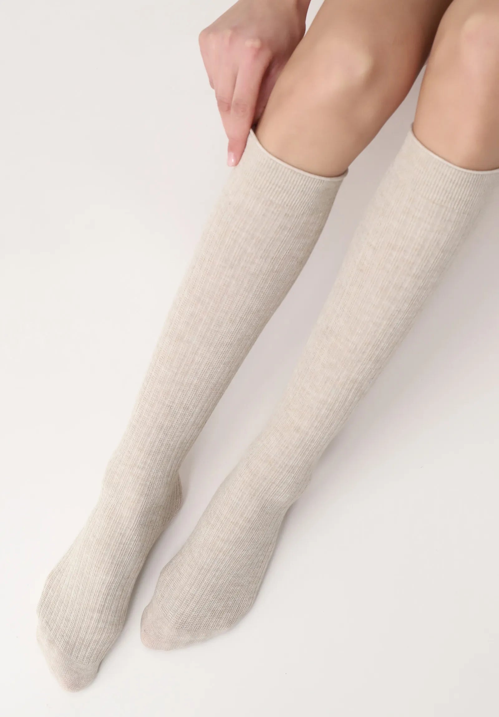 OroblÌ_ Soft Rib Knee-High - Ultra soft and warm thermal ribbed knitted knee length tube socks in beige.