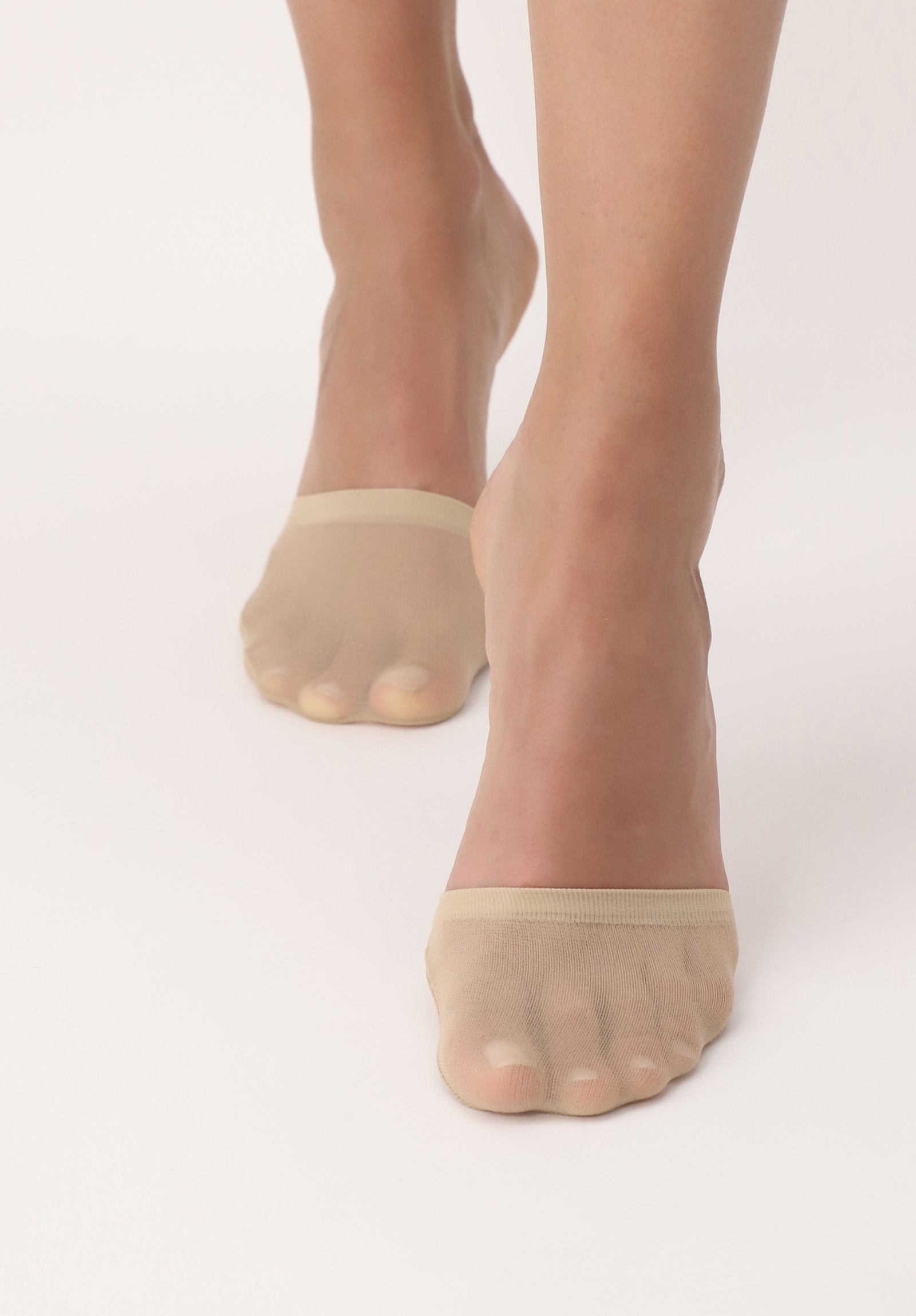 OroblÌ_ Solange Pointe - Semi sheer nude toe covers, perfect for wearing in open back shoes such as mules and sling-backs and also to wear under your favourite hosiery to help protect the toes.