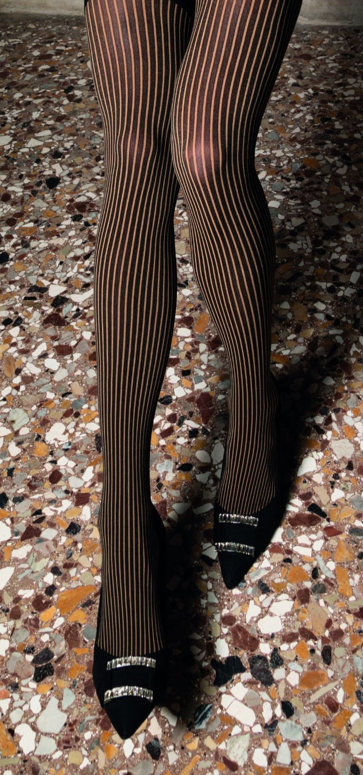 Trasparenze Sfinge Collant - Soft black opaque fashion tights with a camel beige thin vertical stripe pinstripe, black panty top and spot patterned waist band.