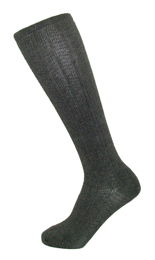 Silvia Grandi Baby Gambaletto - Soft dark grey cotton knee-high socks with a small ribbed cable knit style pattern, plain sole, flat toe seams, shaped heel and a red heart on the ball of the foot.