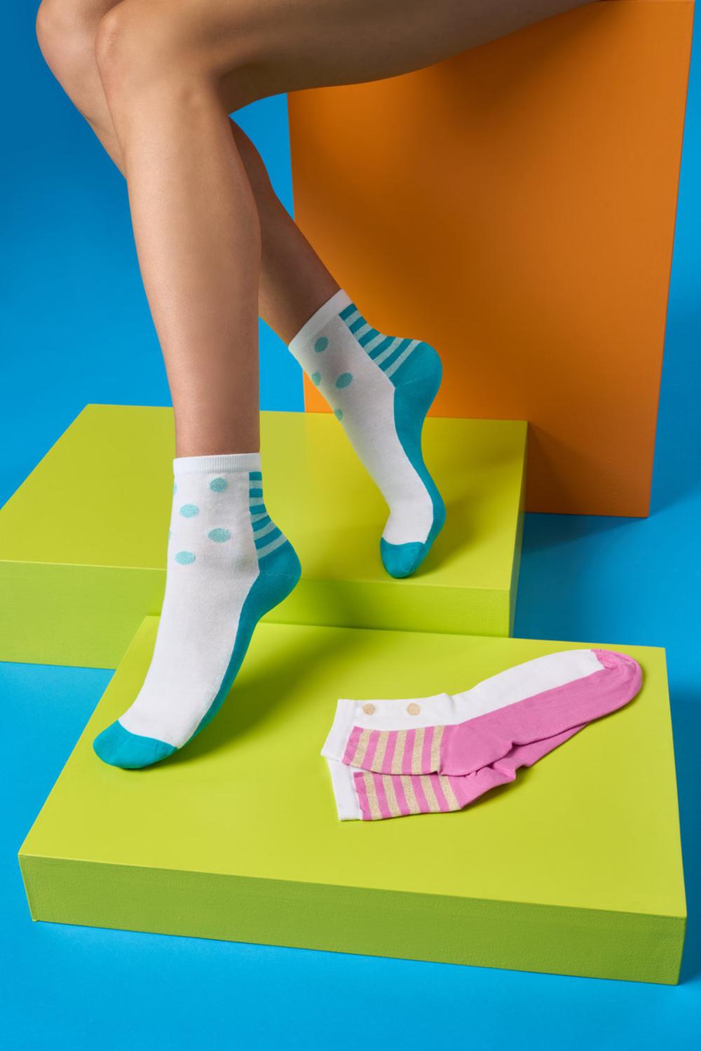 SiSi Union Calzino - White quarter high cotton ankle socks with polka dot and stripe pattern with lamé detailing, plain cuff, available in pink/gold and turquoise.