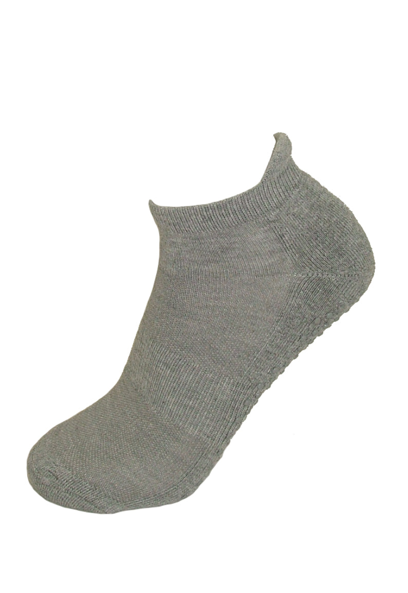 Ysabel Mora - 17392 Yoga Sock - light grey cotton low ankle grip socks, available in men and women's sizes